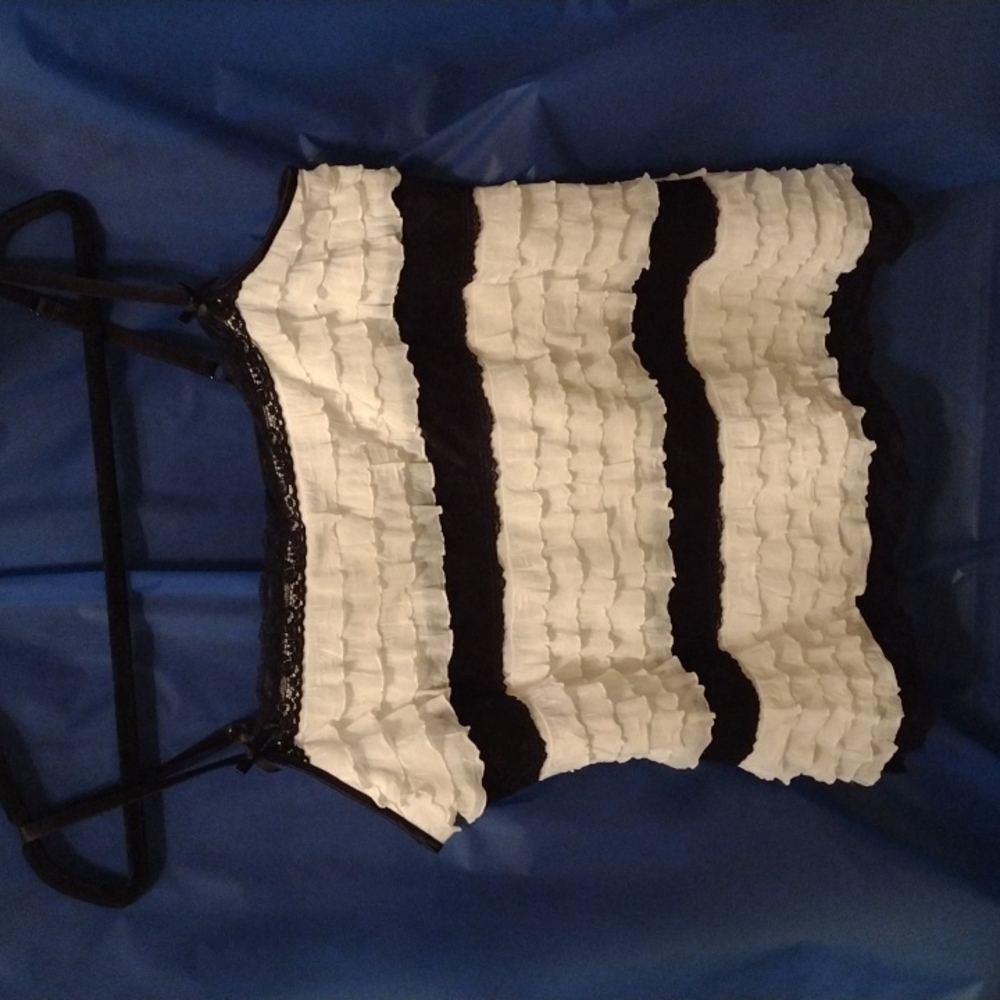 Tiered camisole tank